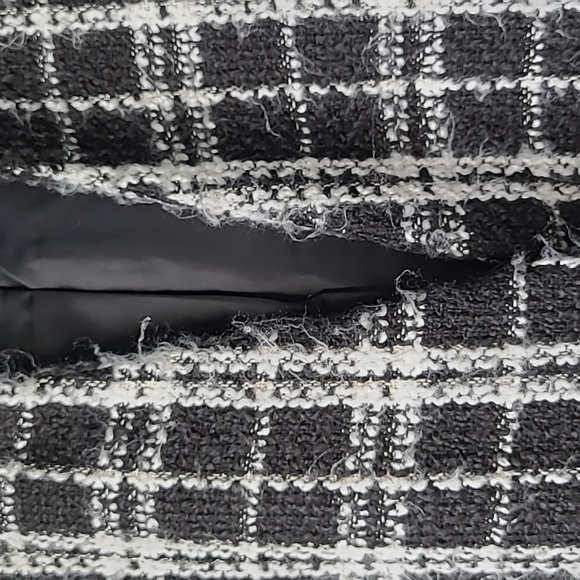 Banana Republic Textured Plaid Blazer | Fully Lined | NWOT | Size 8 - Picture 6 of 6